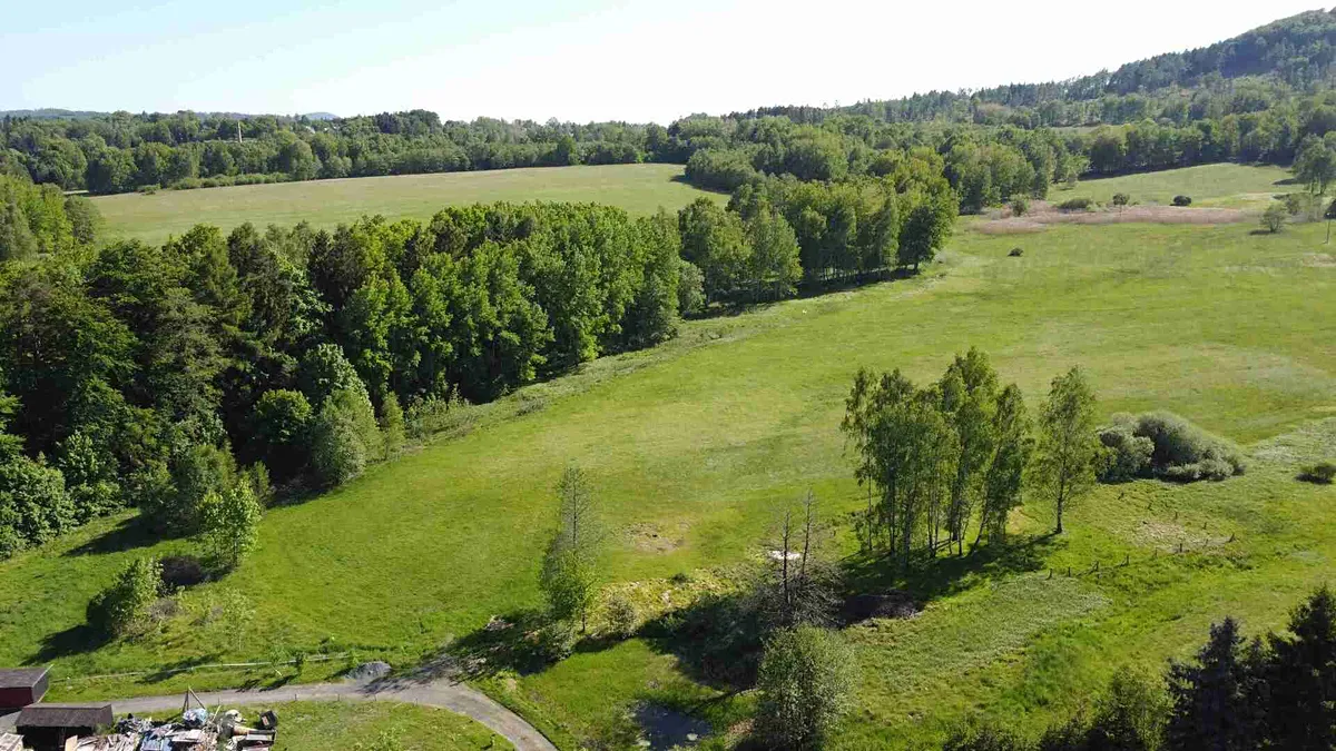 Prodej pozemku 5296 m²
